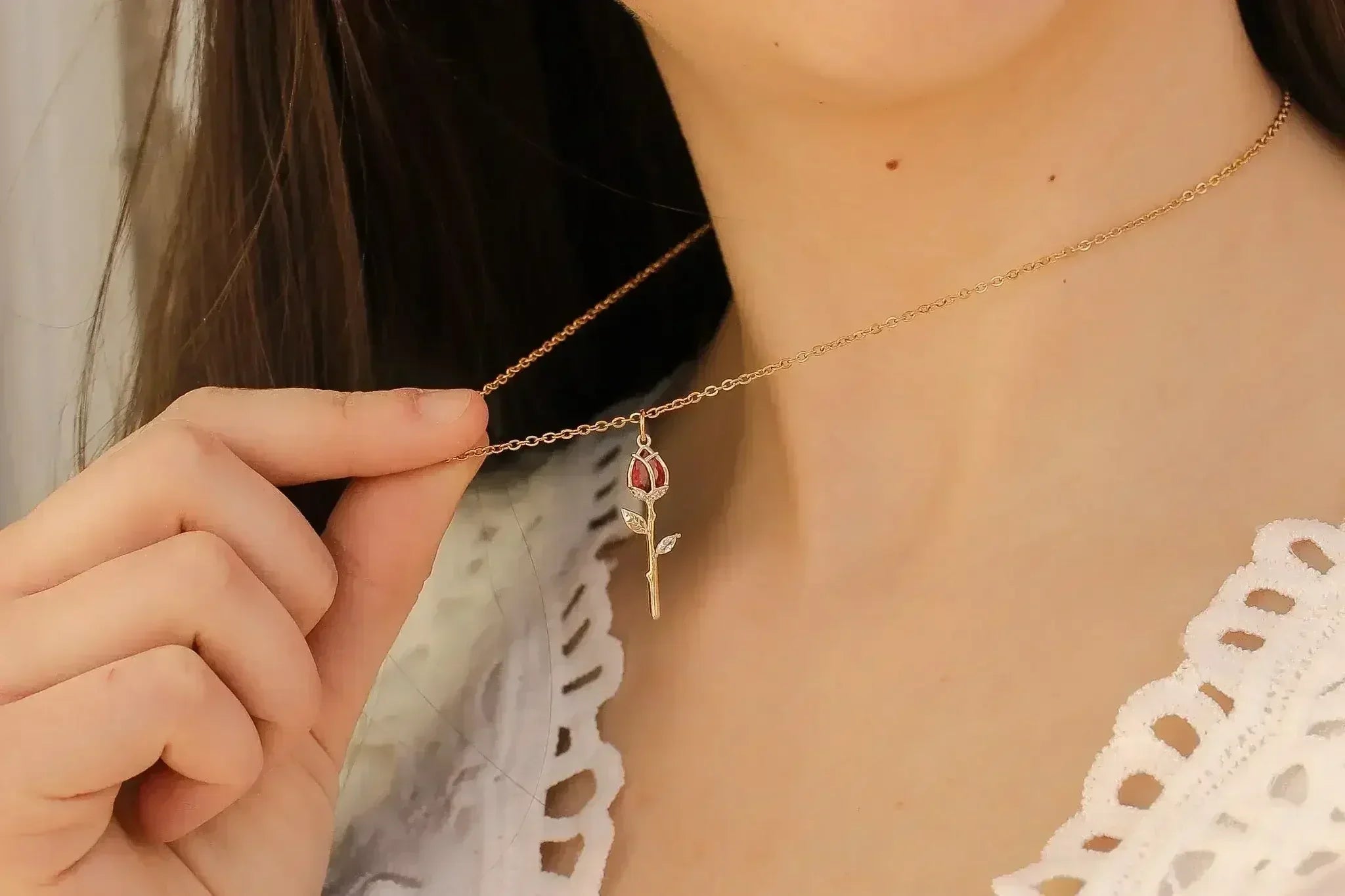 Belle Necklace - Femstylo
