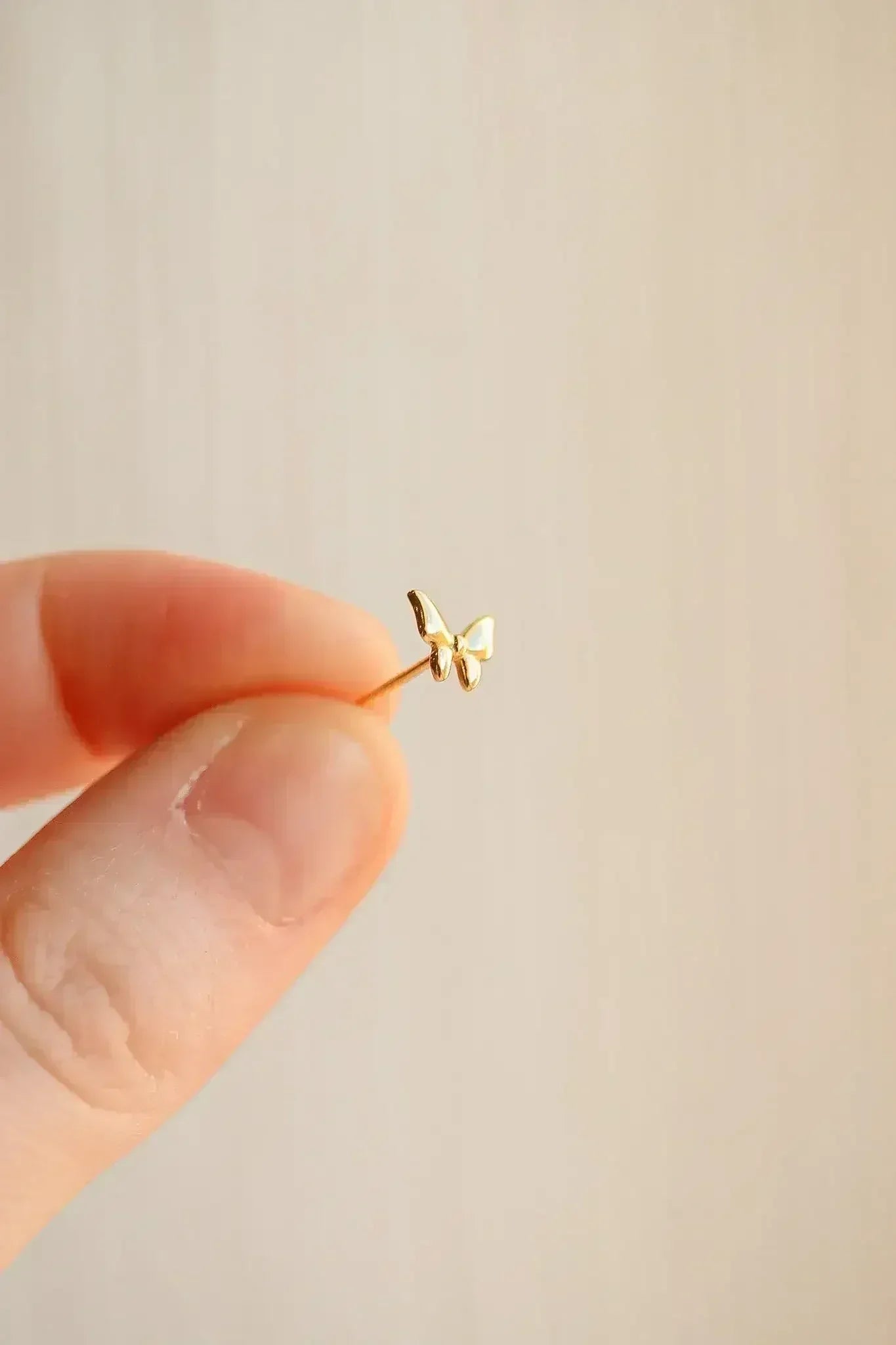 Tiny Butterfly Stud - Femstylo
