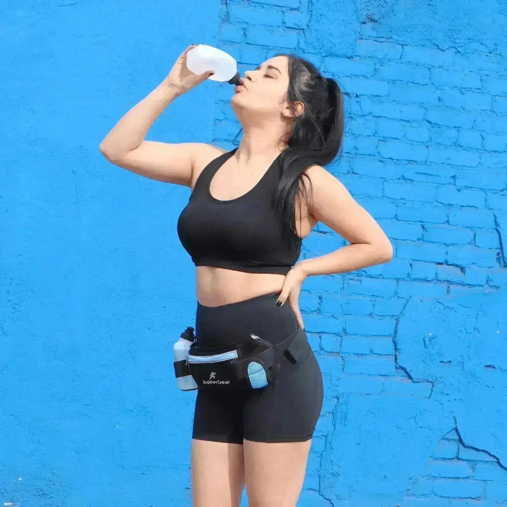 La Vittoria Racerback Athletic Sports Bra - Femstylo