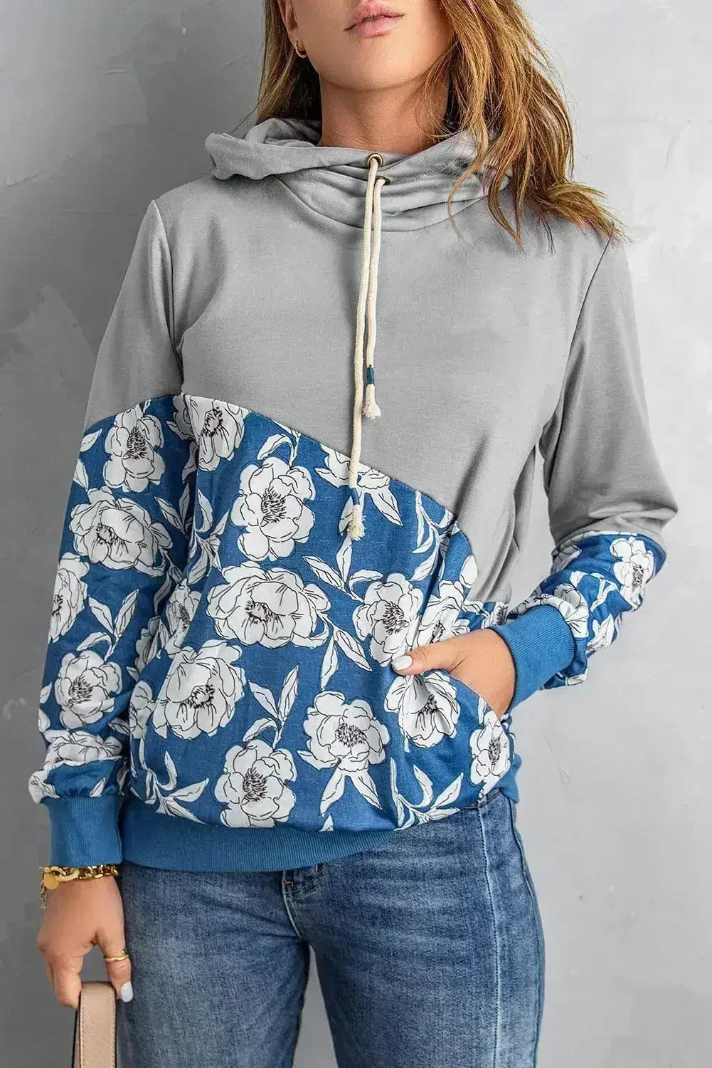 Women's Gray Floral Splicing Cowl Neck Hoodie - Femstylo