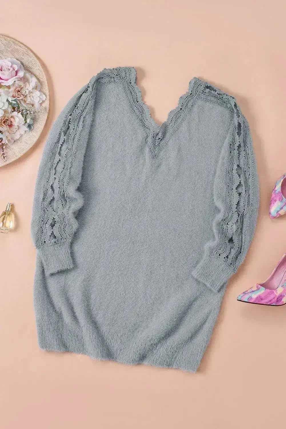 Gray Lace Splicing Sweater - Femstylo