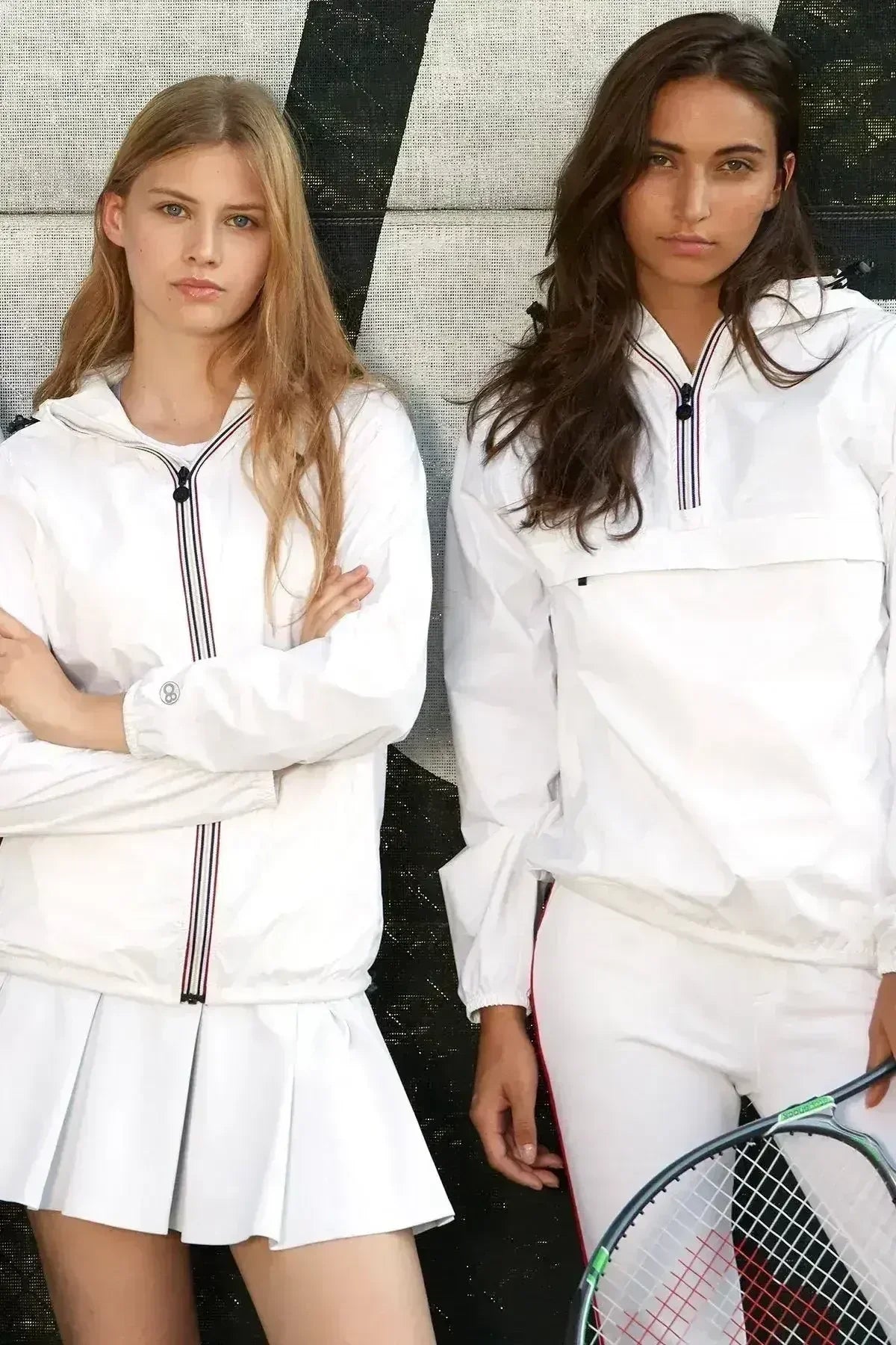 White quarter zip packable rain jacket and windbreaker - Femstylo