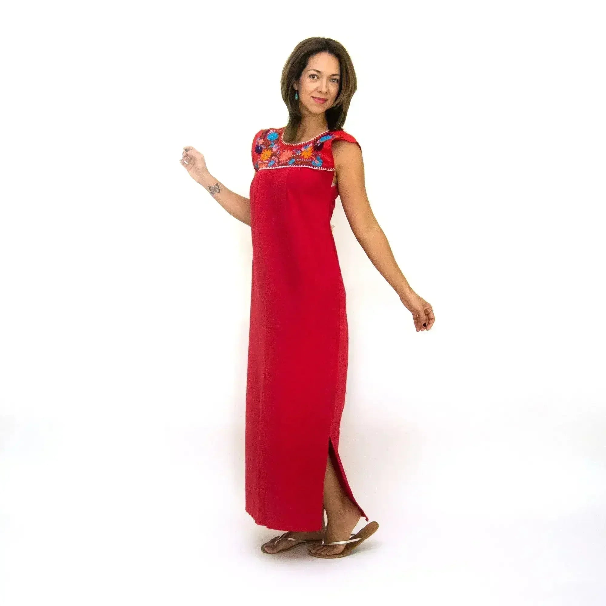 Maxi Isidra, Folk Dress with Embroidered Flowers - Femstylo