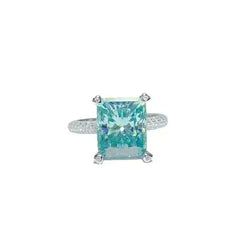LuxeJewels™ – ParaGreen Royal – 5K Moissanite Signature Ring - Femstylo