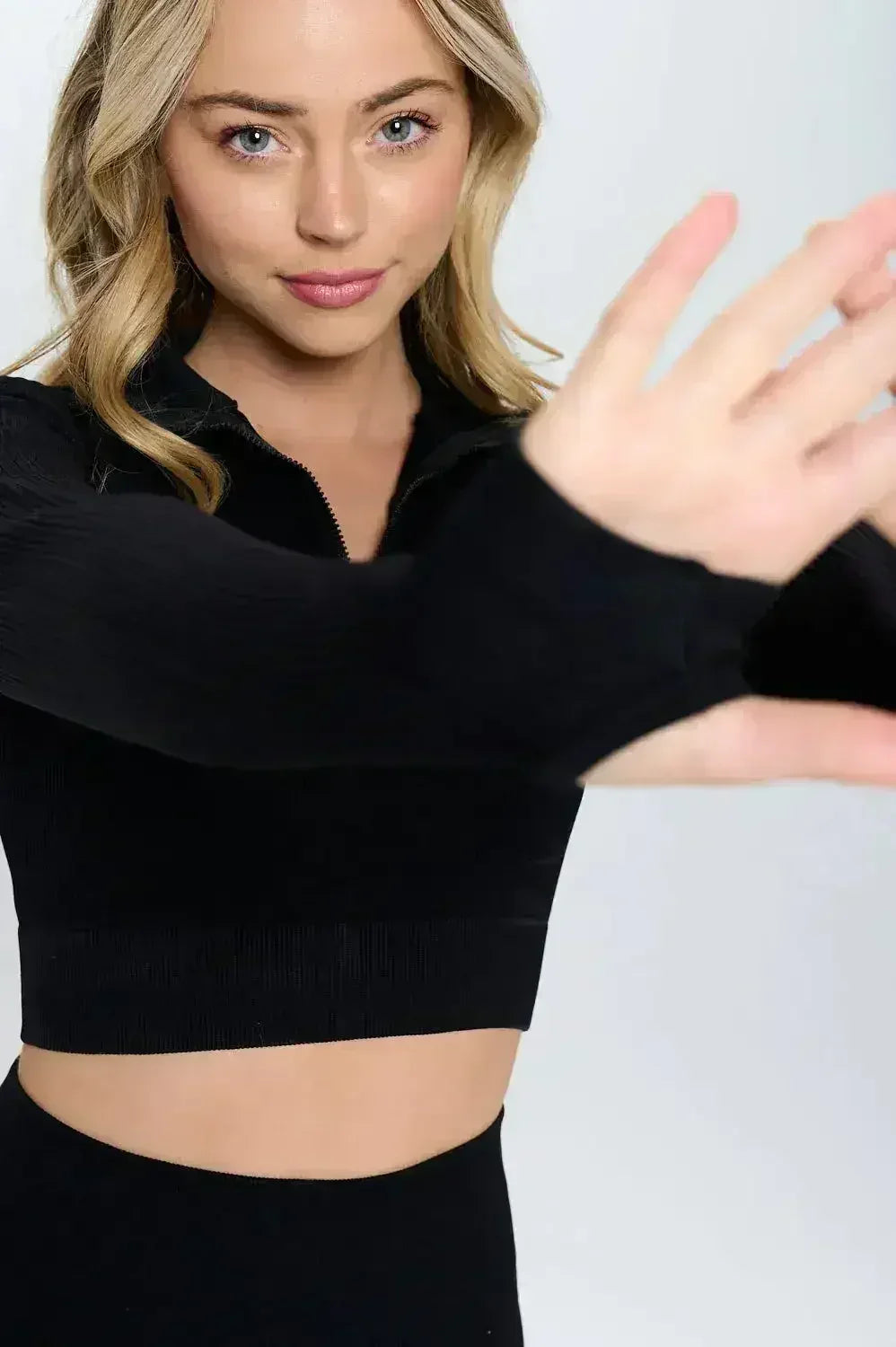 Seamless Half Zip Thumb Holes Crop Top | Stylish & Functional - Femstylo