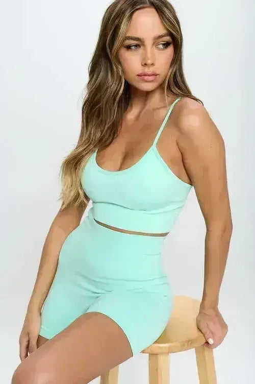 2-Piece Seamless Sleeveless Crop Top & Biker Shorts Set – High-Stretch - Femstylo