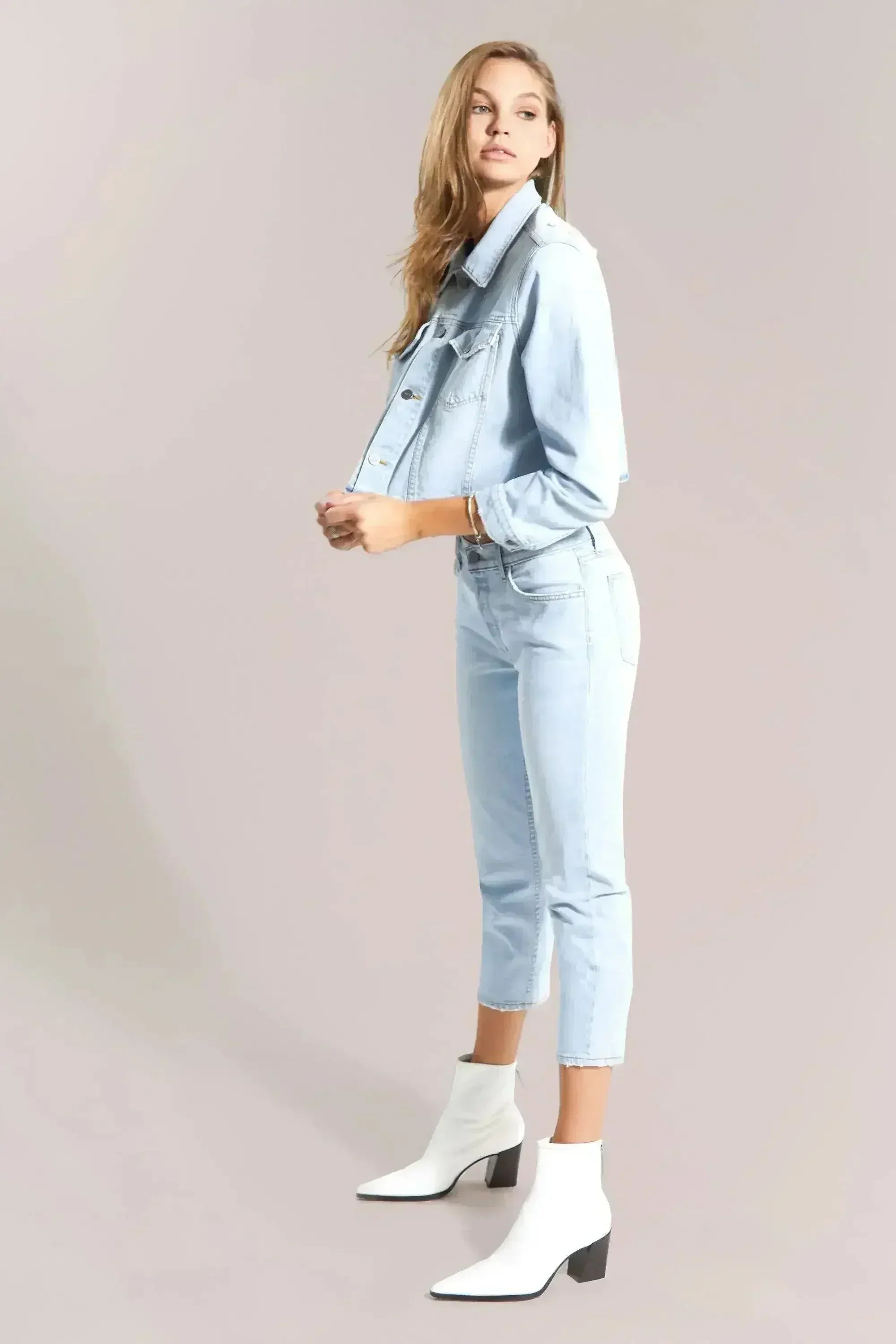 Valerie Straight In When I Was Fifteen - Femstylo