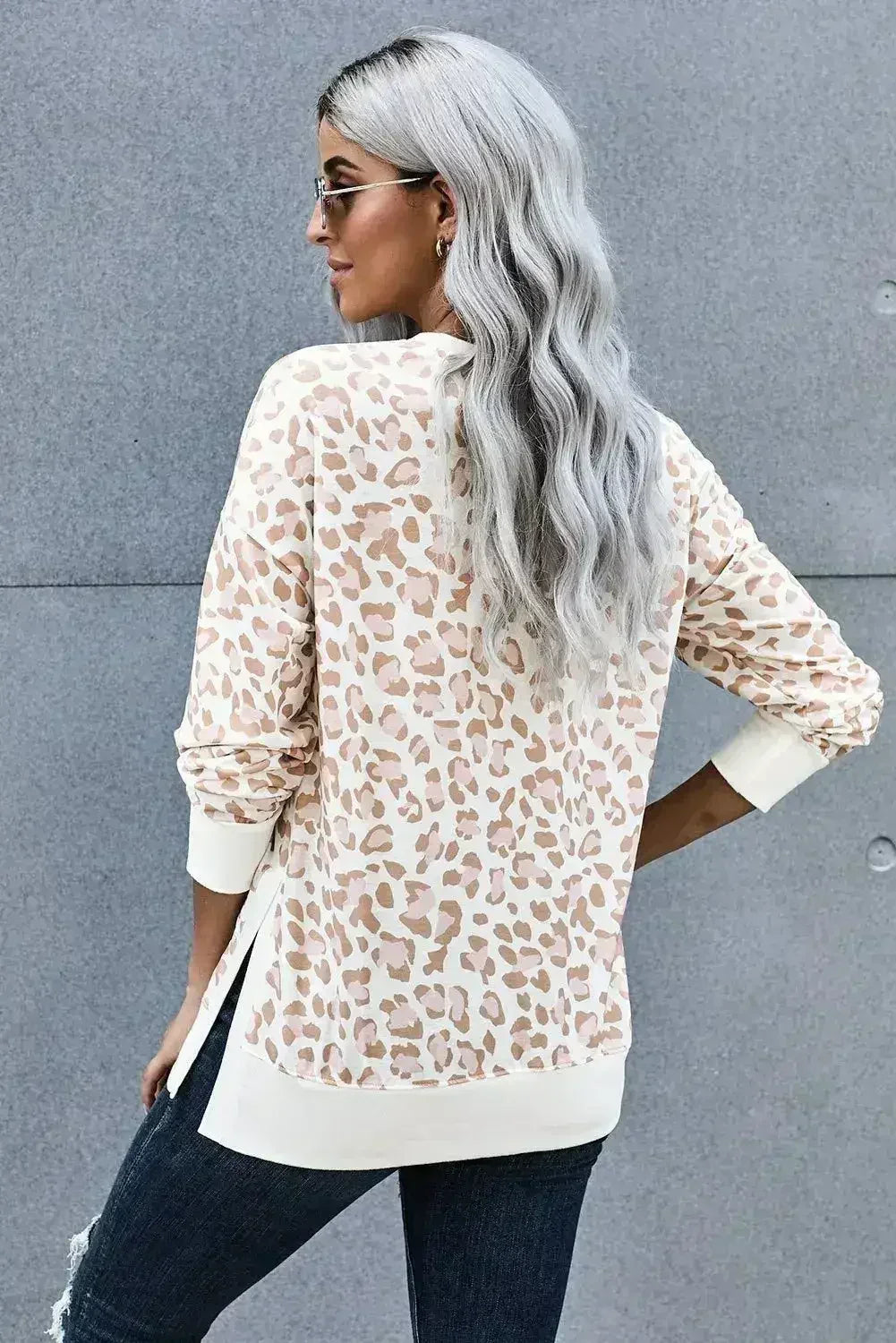 Round Neck Long Sleeve Apricot Leopard Print Loose Fit Sweatshirt - Femstylo