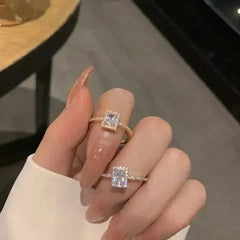 Hot Sales Fashion Retro Zircon Ring Simple Gold Color Acrylic Crystal Ring for Women Trendy Jewelry Accessories Adjustable Ring