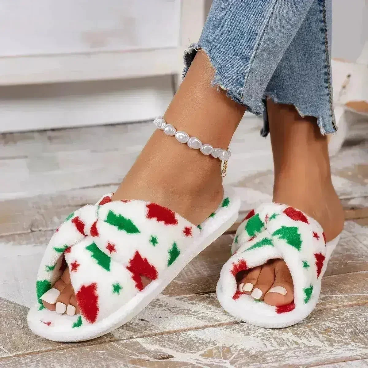 Christmas Tree Pattern Furry Bedroom Slippers - Femstylo