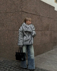 Fashion Warm Long Sleeves Lapel Coats Elegant Thicken Fur Coat For Women Casual Solid 2025 Winter New Lady Faux Fur Coat Street