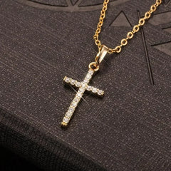 Luxury Zircon Cross Pendants Necklace Fashion Light Golden Silver Color for Men Women Jewelry Chain Accessory
