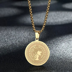 Mens Ancient Greek God Spartan Warrior Pendant Gladiator Necklace Women Mythology Spartan Helmet Charm Neck Chain Amulet Jewelry