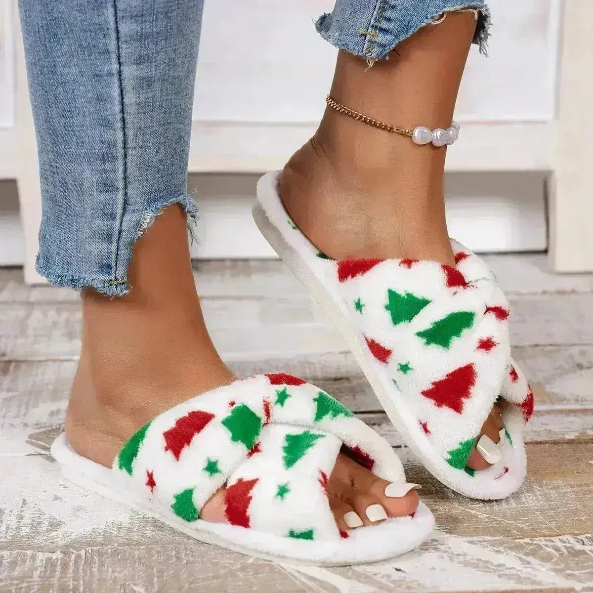 Christmas Tree Pattern Furry Bedroom Slippers - Femstylo
