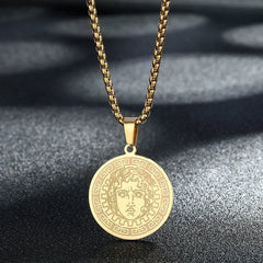 Mens Ancient Greek God Spartan Warrior Pendant Gladiator Necklace Women Mythology Spartan Helmet Charm Neck Chain Amulet Jewelry