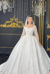 Noble Long Sleeve Beaded Wedding Dress | Ball Gown -femstylo