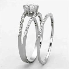 TS172 - Rhodium 925 Sterling Silver Ring with AAA Grade CZ in Clear - Femstylo