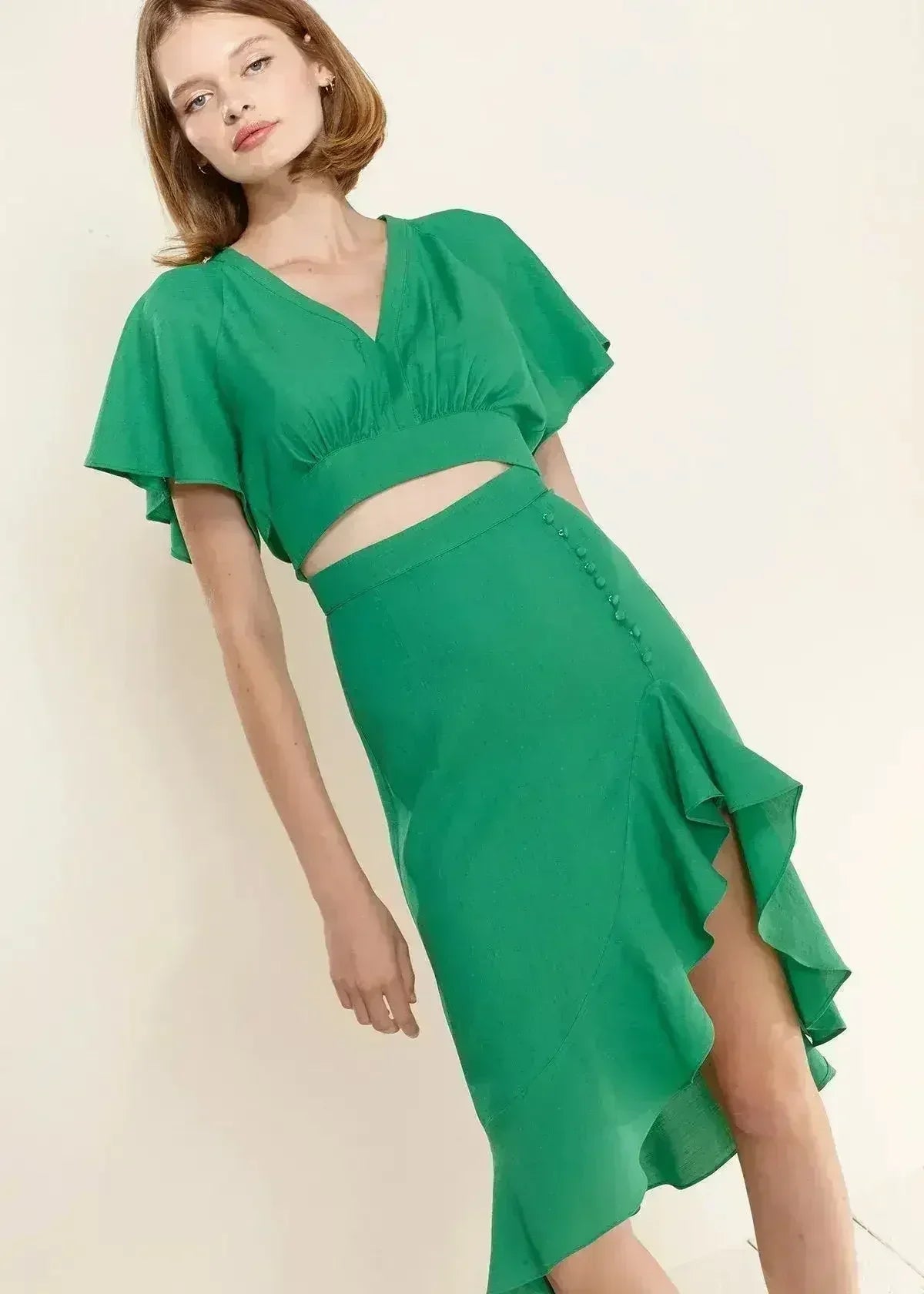 Women's Asymmetrical Hem Button Front Skirt in Kelly Green - Femstylo