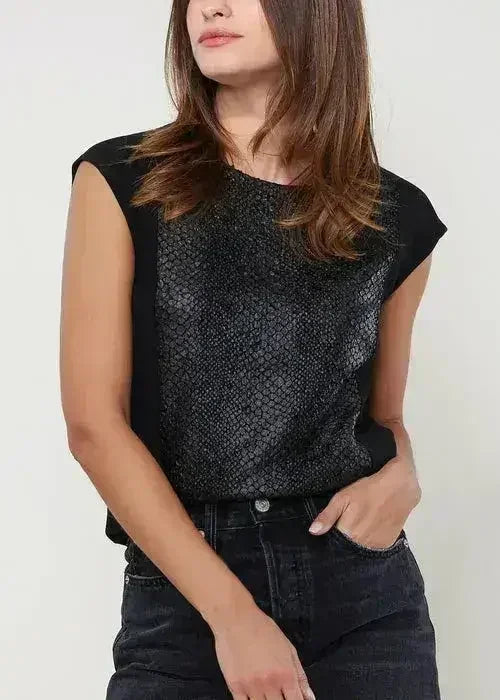 Ro & De Women's Snake Skin Print Cap Sleeve Top - Femstylo