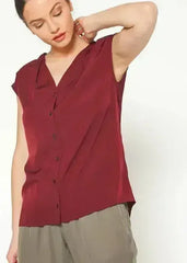 Women's Basic Sleeveless V Neck Button Top In Burgundy - Femstylo