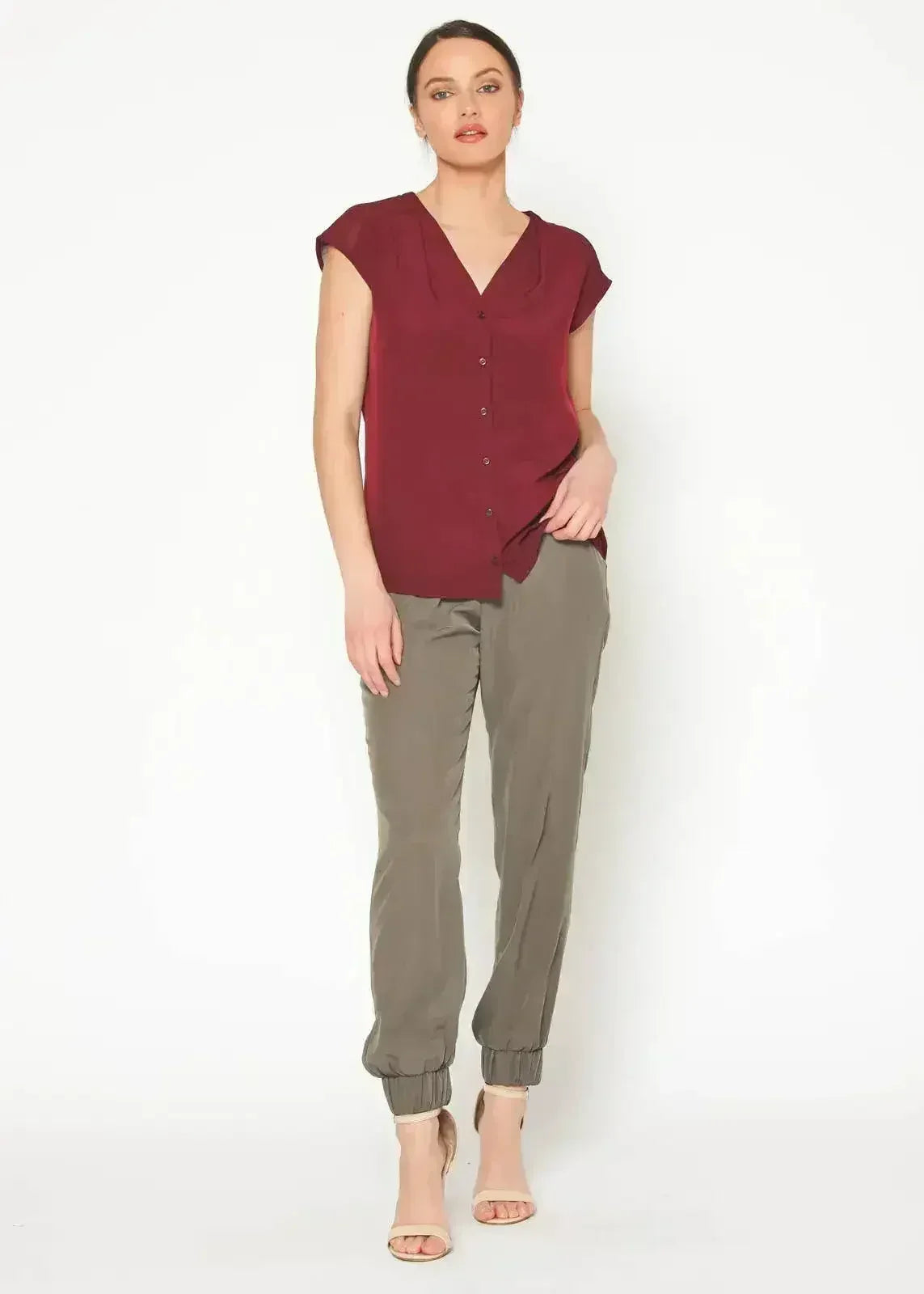 Women's Basic Sleeveless V Neck Button Top In Burgundy - Femstylo