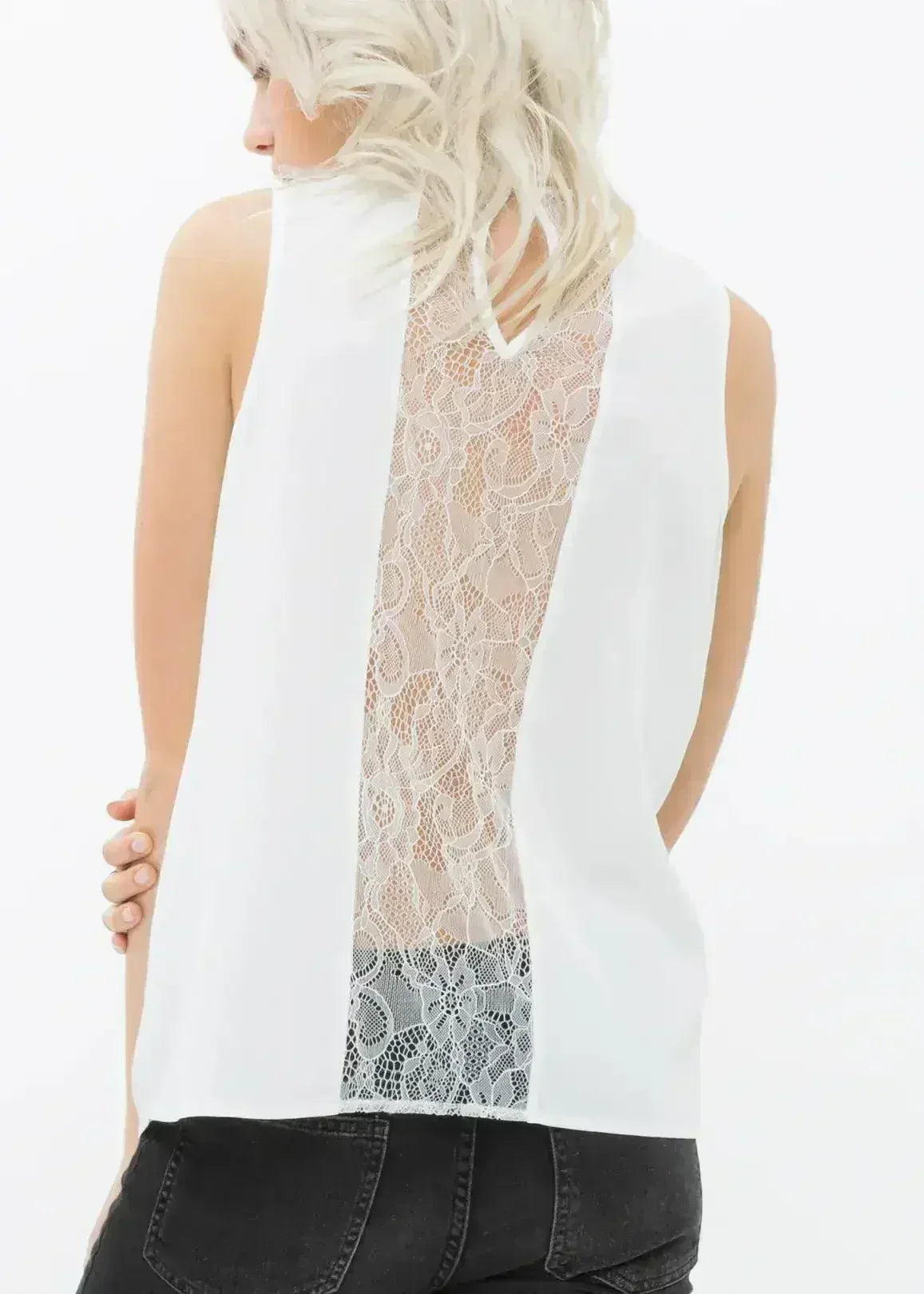 Women's Sleeveless Round Neck Lace Detail Top - Femstylo