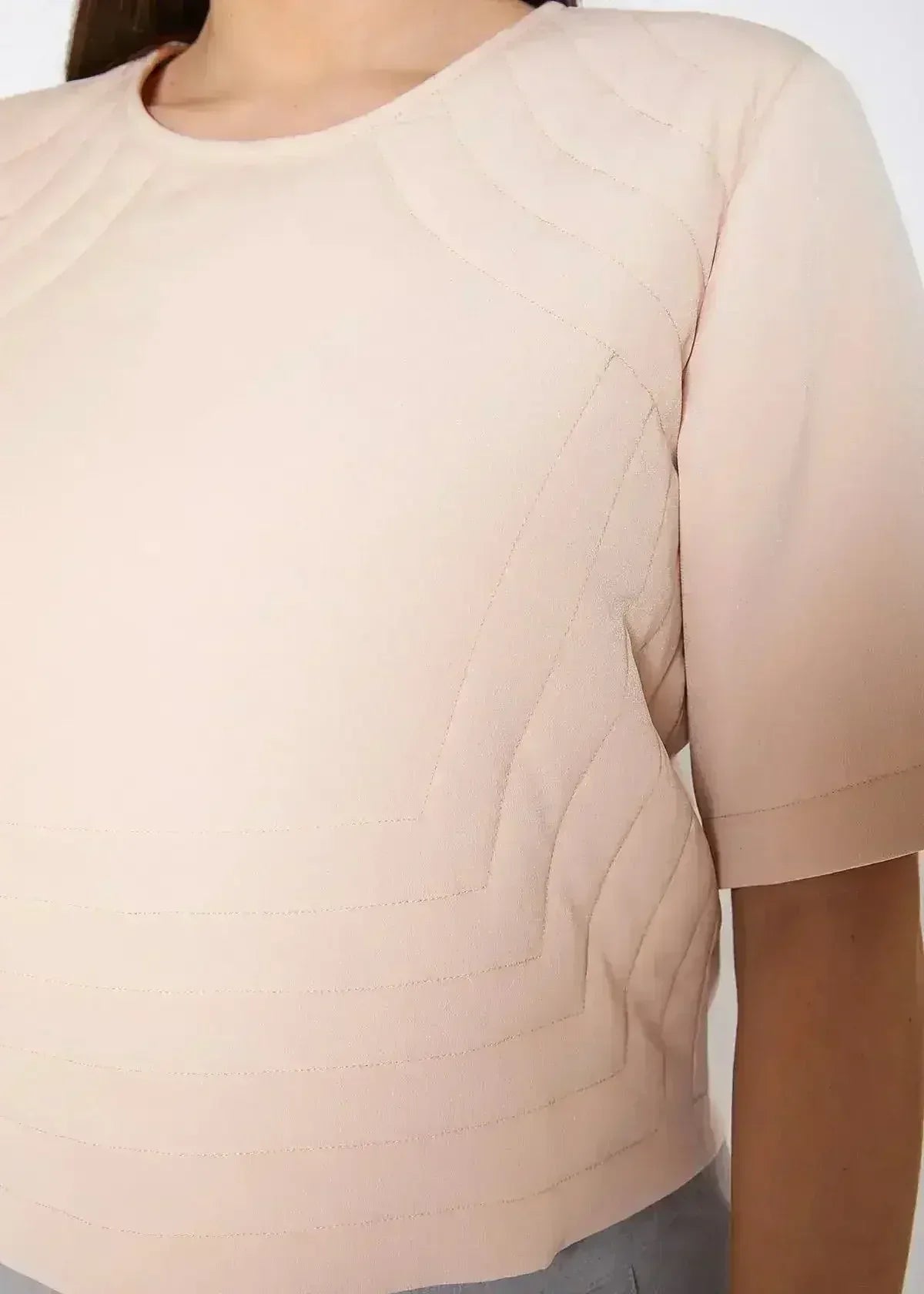 Embossed Short Sleeve Crop Top - Women's Minimalist Style - Femstylo