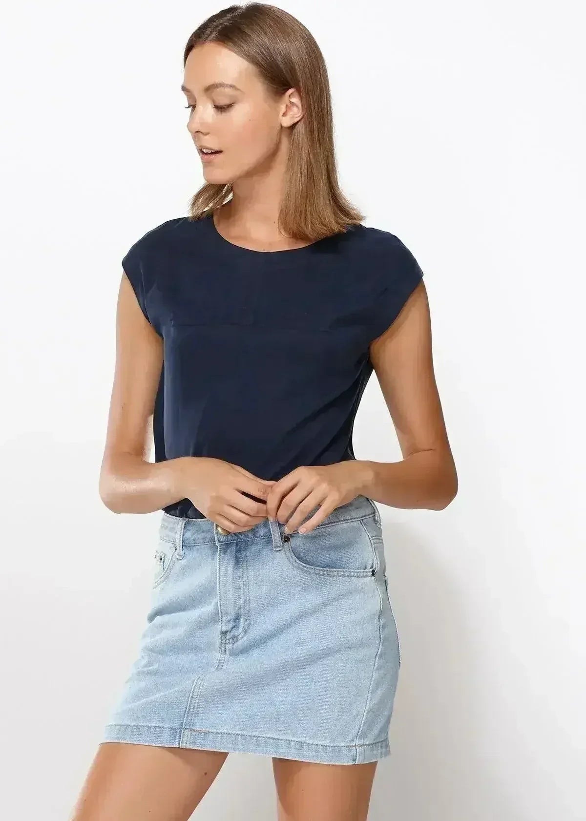 Women's Crewneck Essential Top In Midnight Pool - Femstylo