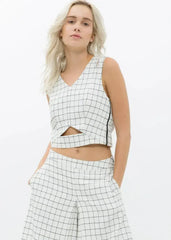 Women's Sleeveless Slit Blouse In Jaquard | Femstylo - Femstylo