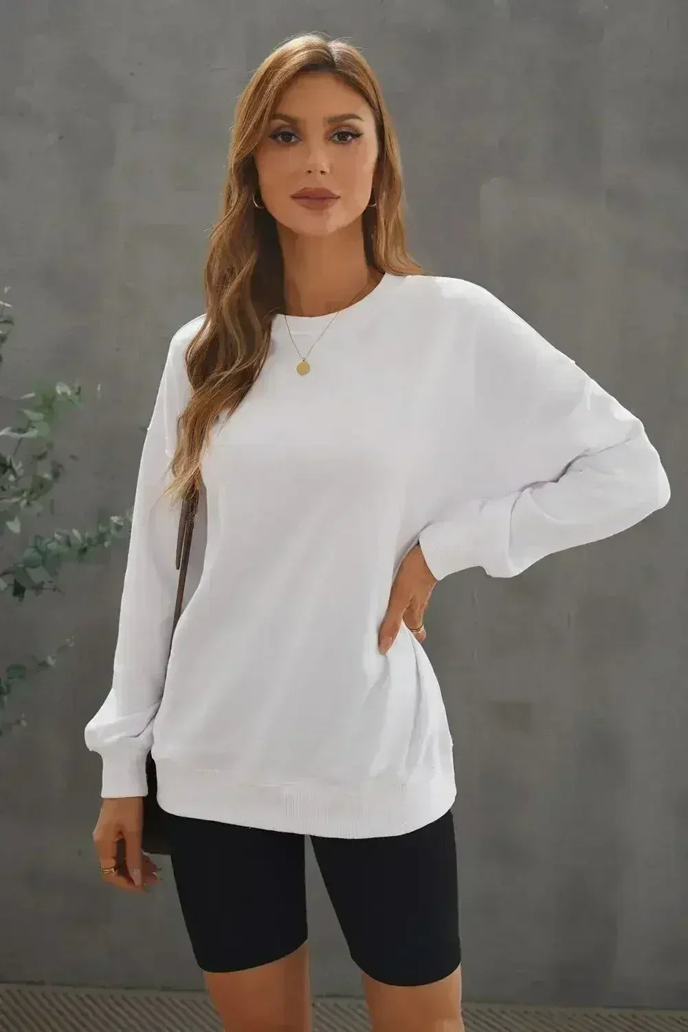 White Oversized Sweatshirt - Femstylo