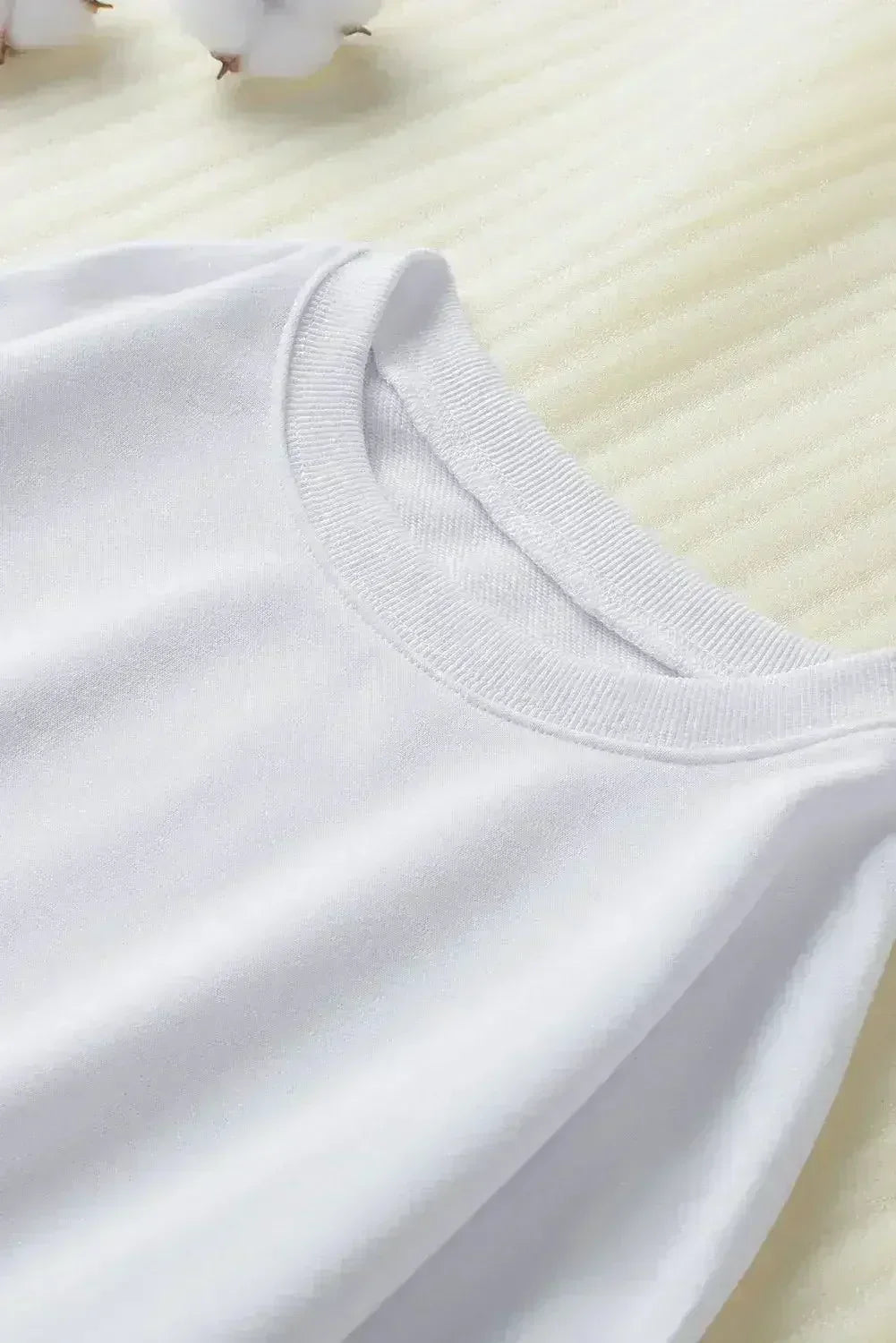 White Oversized Sweatshirt - Femstylo