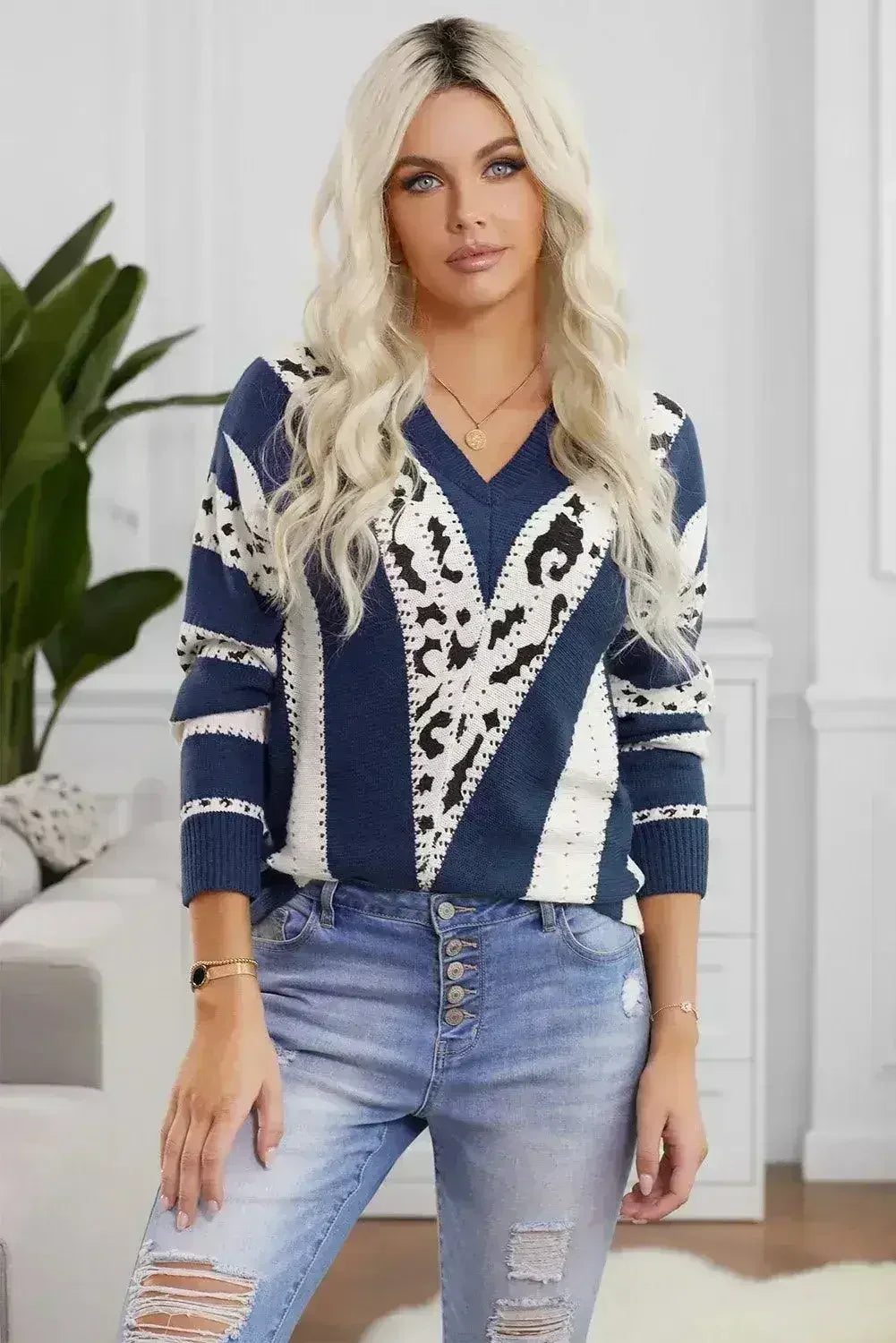 Women's Fashion Blue Animal Print Accent V Neck Sweater - Femstylo