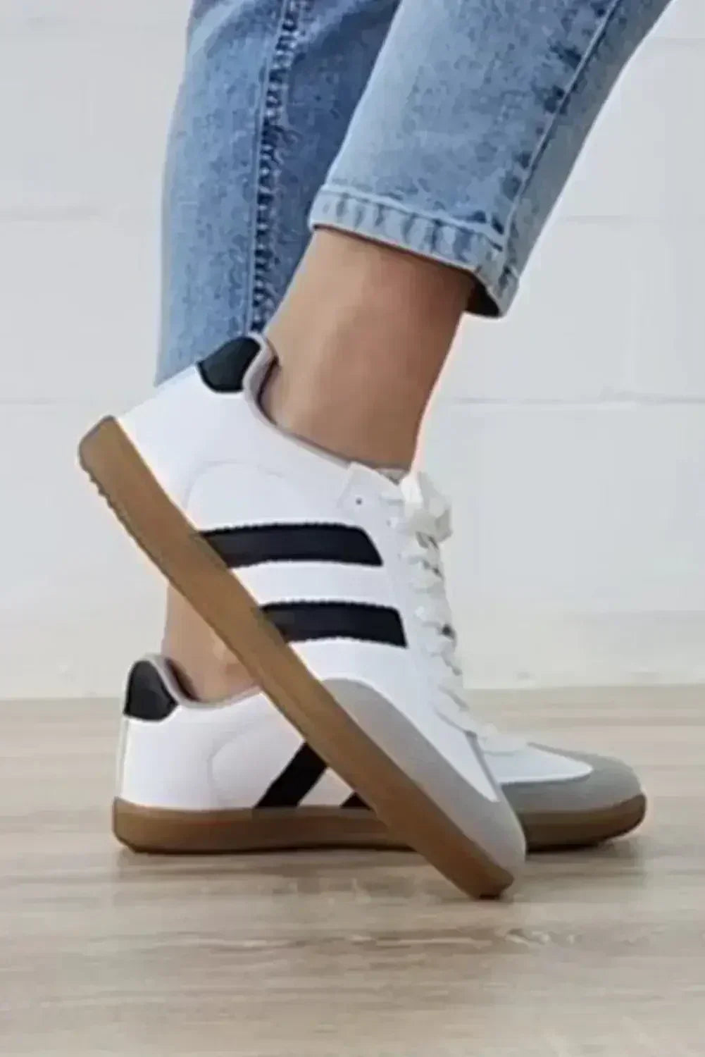 White Striped Lace Up Flat Sneakers - Femstylo