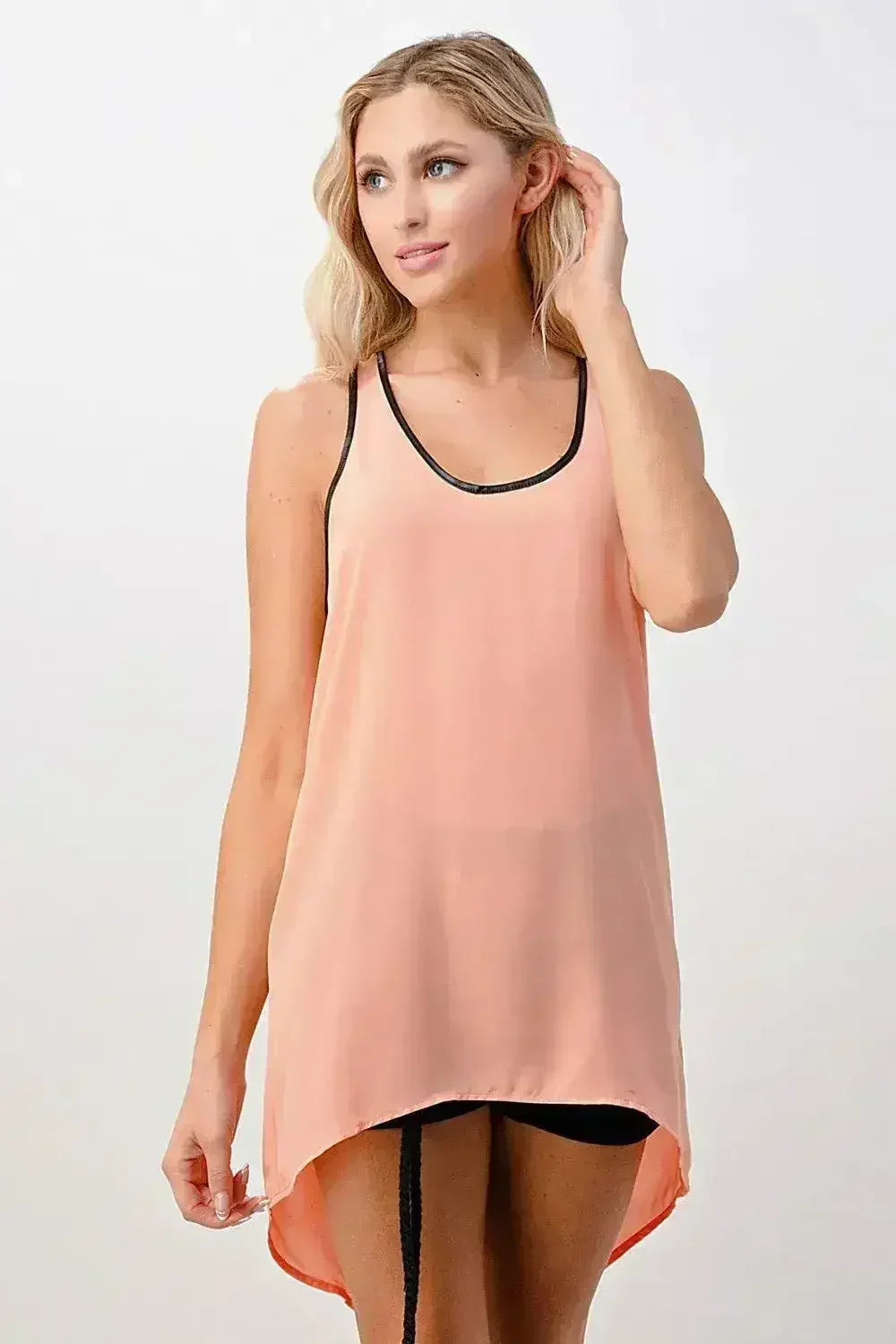 Scoop Neck Tank Top with Contrast Trim - Femstylo