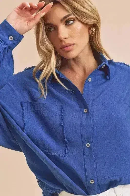 Aemi + Co Raw Edge Exposed Seam Collared Neck Long Sleeve Shirt - Femstylo