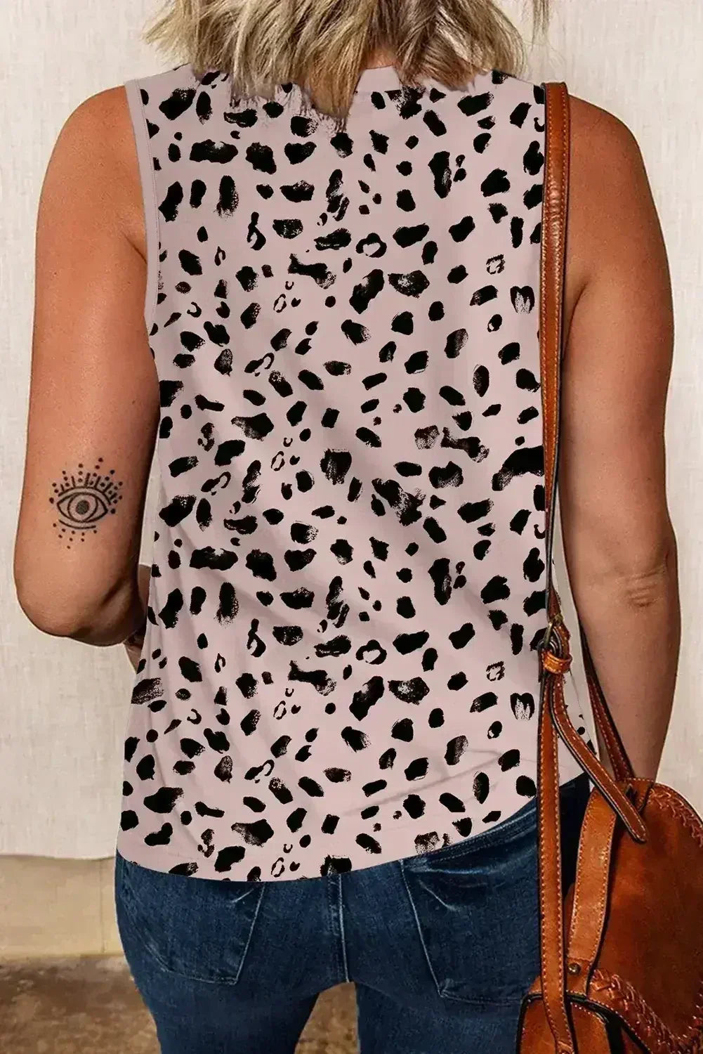 Apricot Allover Leopard Print Round Neck Tank Top - Femstylo