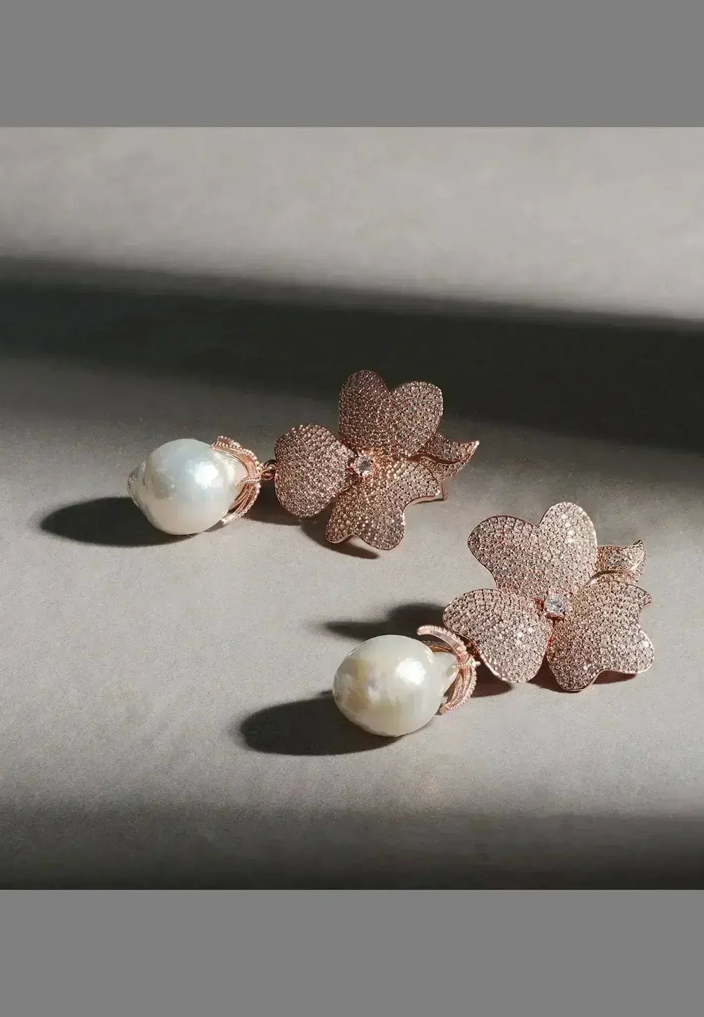 Baroque Pearl White Flower Drop Earring Silver - Femstylo