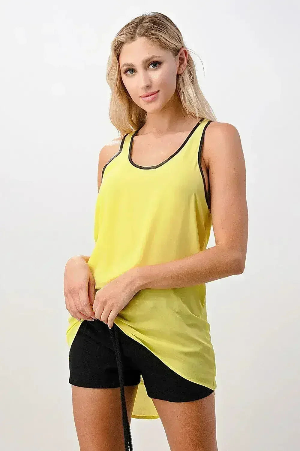 Scoop Neck Tank Top with Contrast Trim - Femstylo