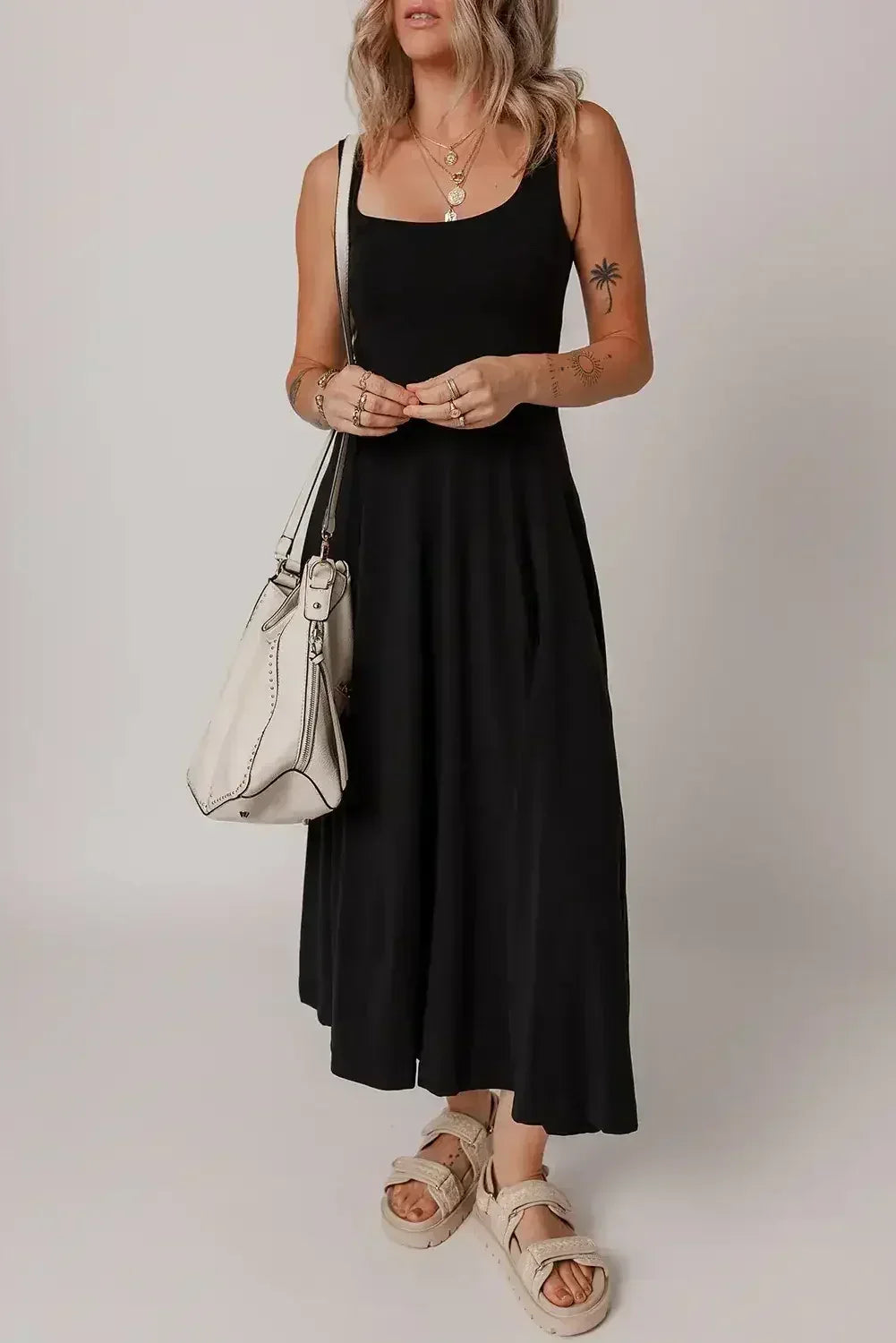 Black Sleeveless Scoop Neck Flared Split Midi Dress - Femstylo
