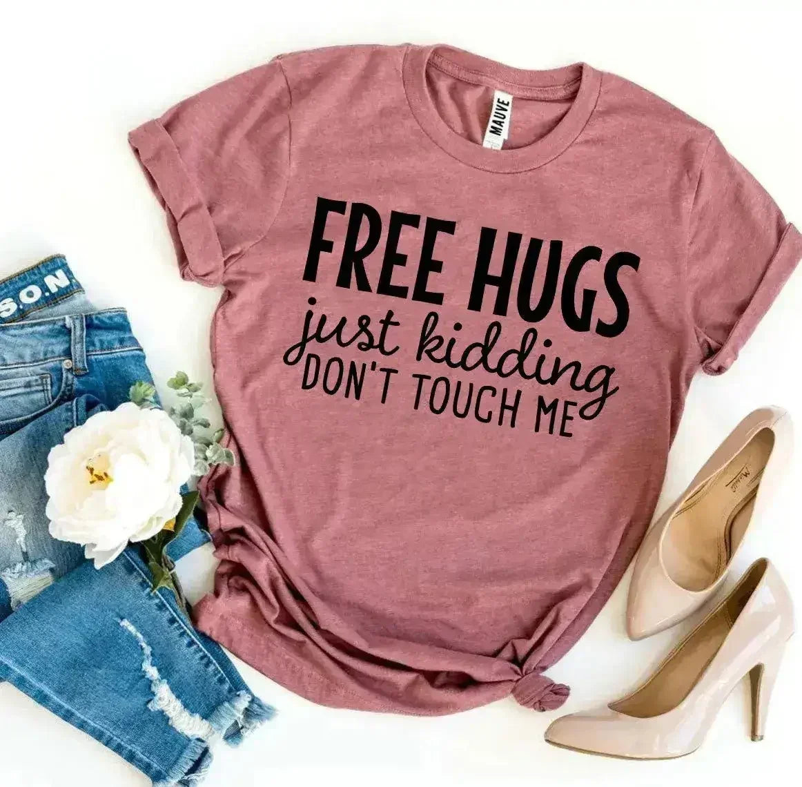 Free Hugs T-shirt - Femstylo