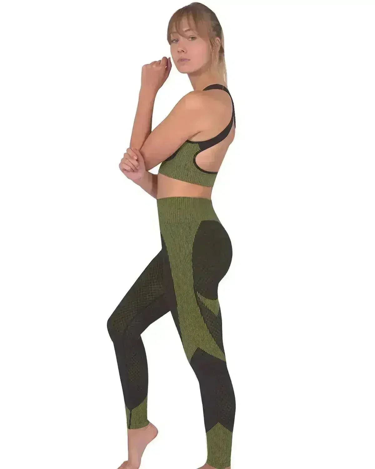 Trois Seamless Sports Bra - Black with Green - Femstylo