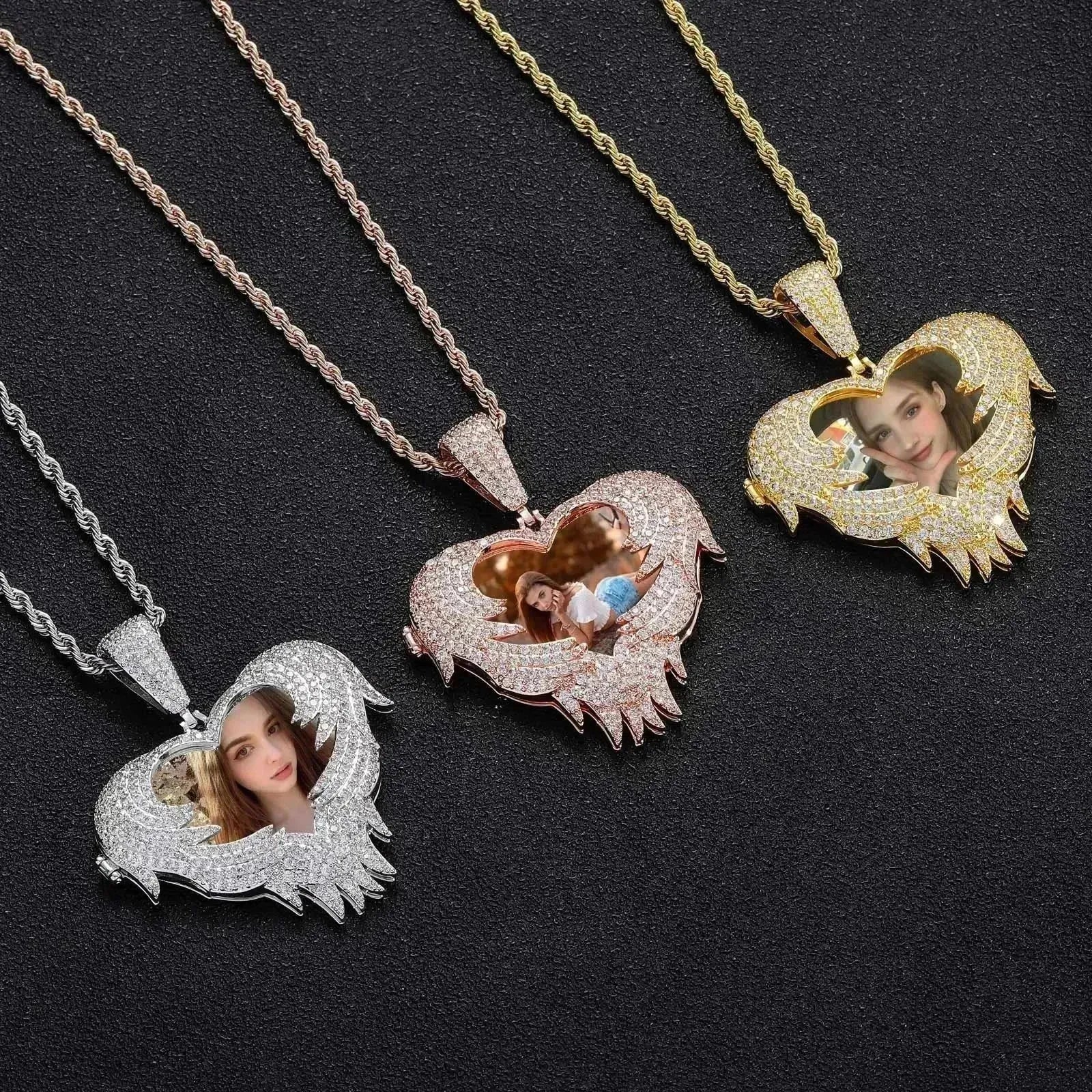 LoveShell™ – Custom Clamshell Heart Photo Pendant | Iced Out Zircon - Femstylo