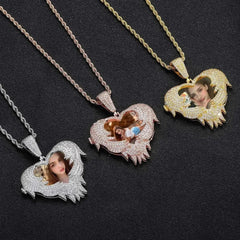 LoveShell™ – Custom Clamshell Heart Photo Pendant | Iced Out Zircon - Femstylo