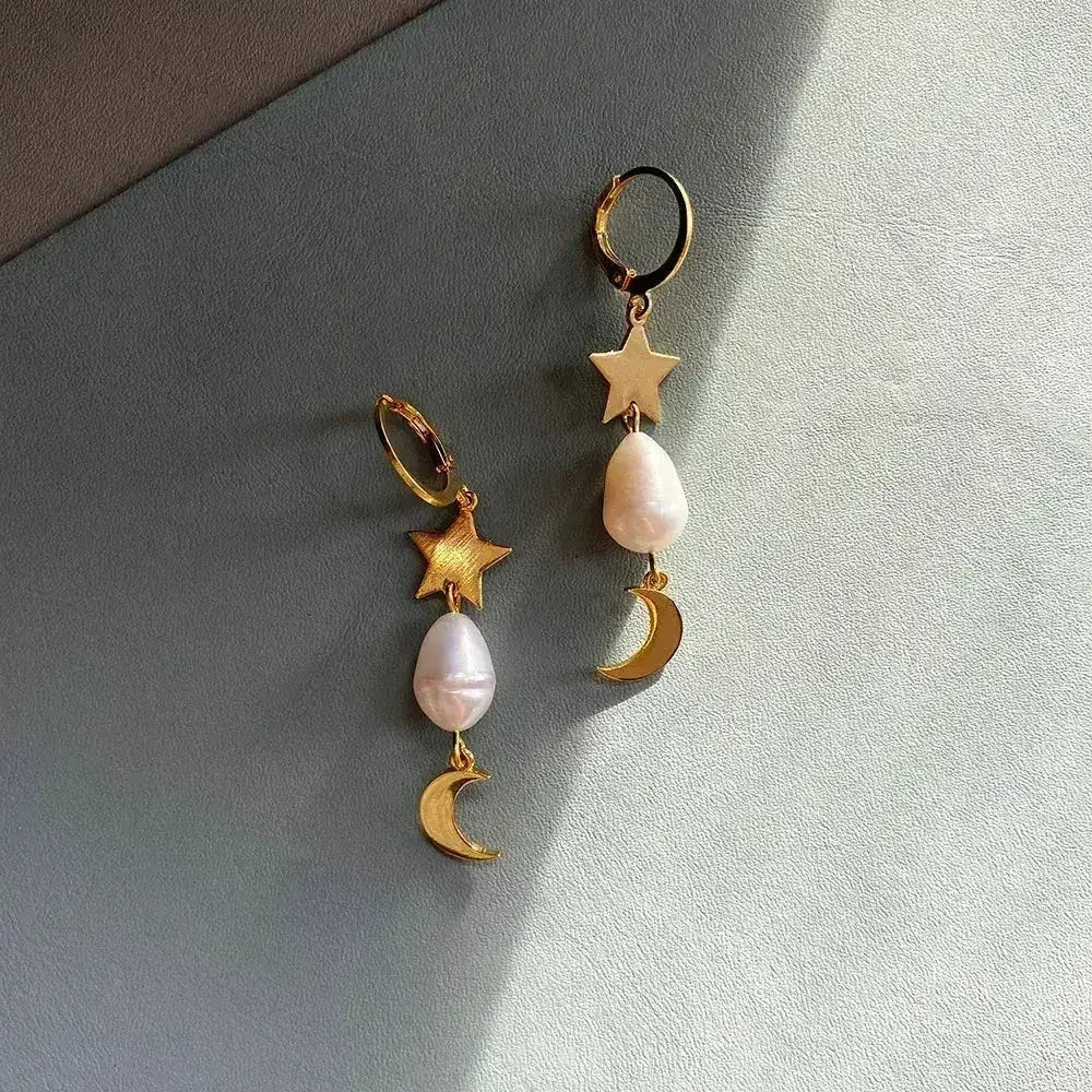 Night Sky Pearl Earrings - Femstylo