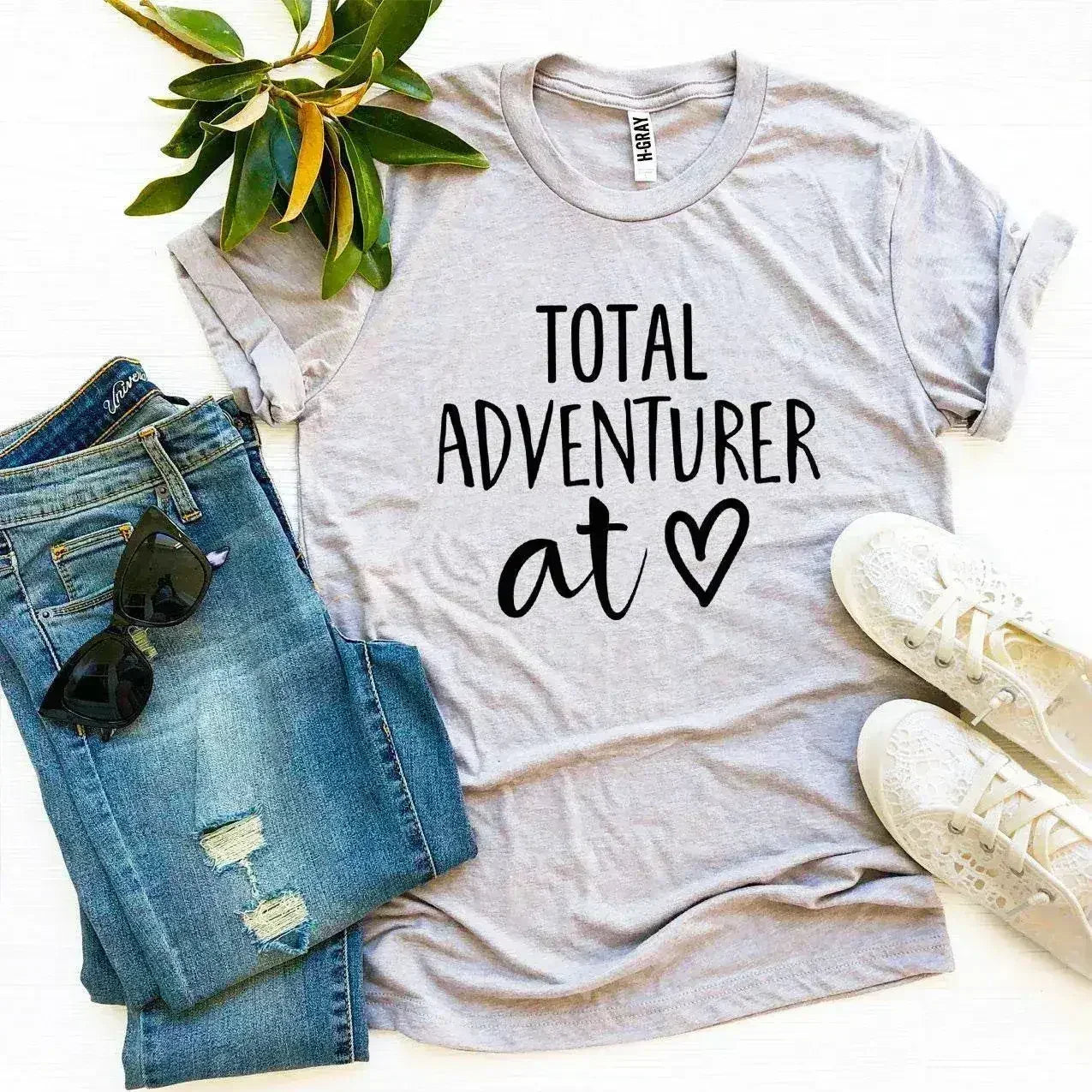 Total Adventurer At Heart T-shirt - Femstylo