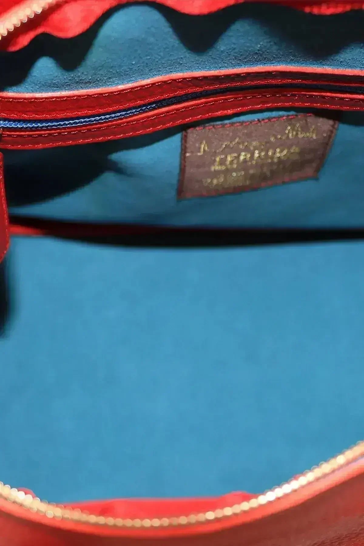 Leather Frescoed Chapel Bag - Femstylo