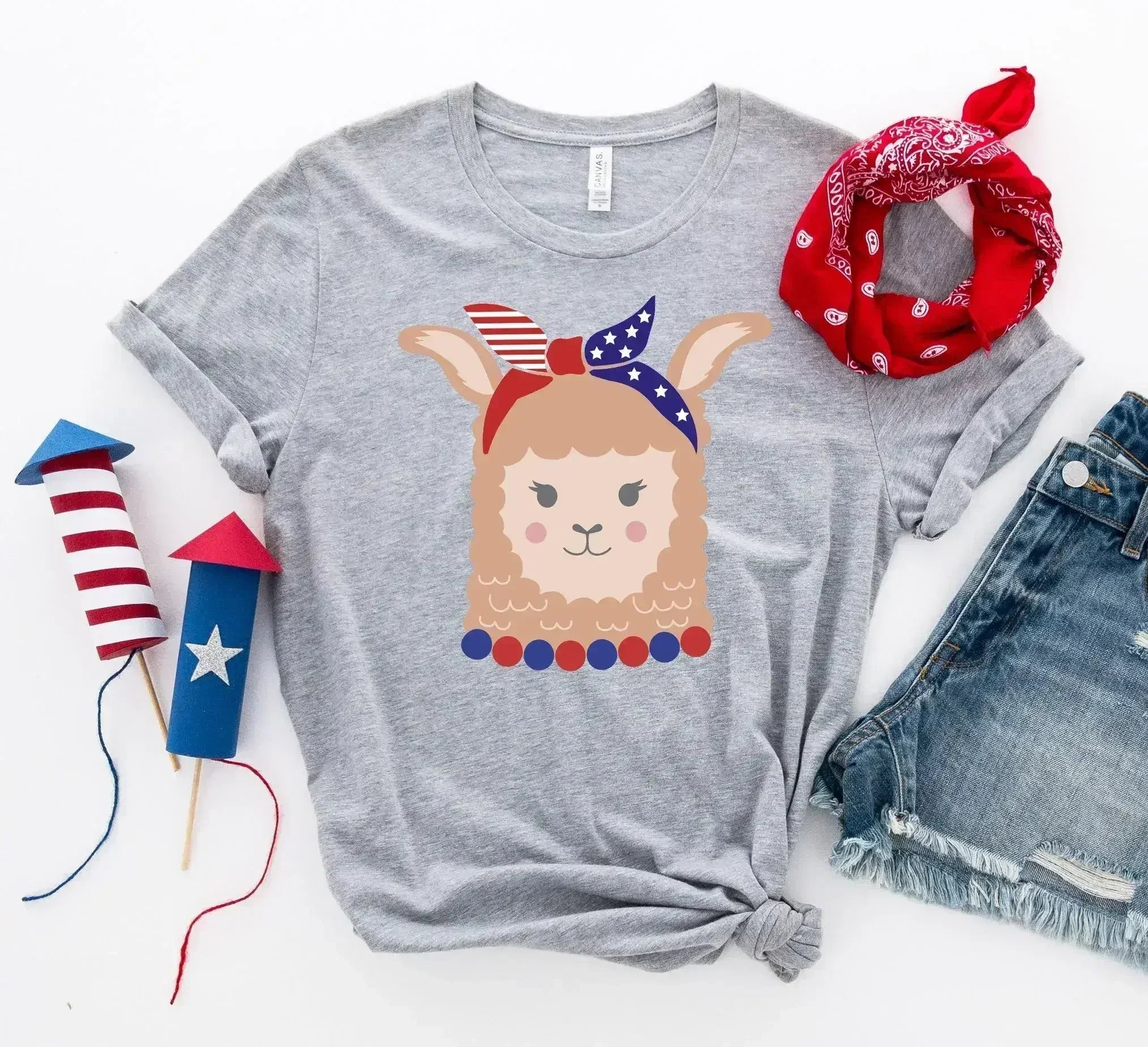 Patriotic Llama Girl T-shirt - Femstylo