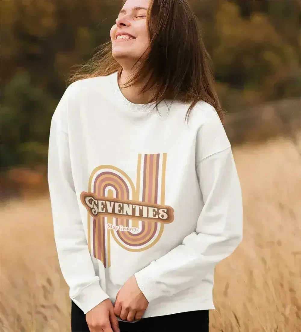 70's Retro Sweatshirt - Vintage Loose Fit Crewneck | Femstylo - Femstylo