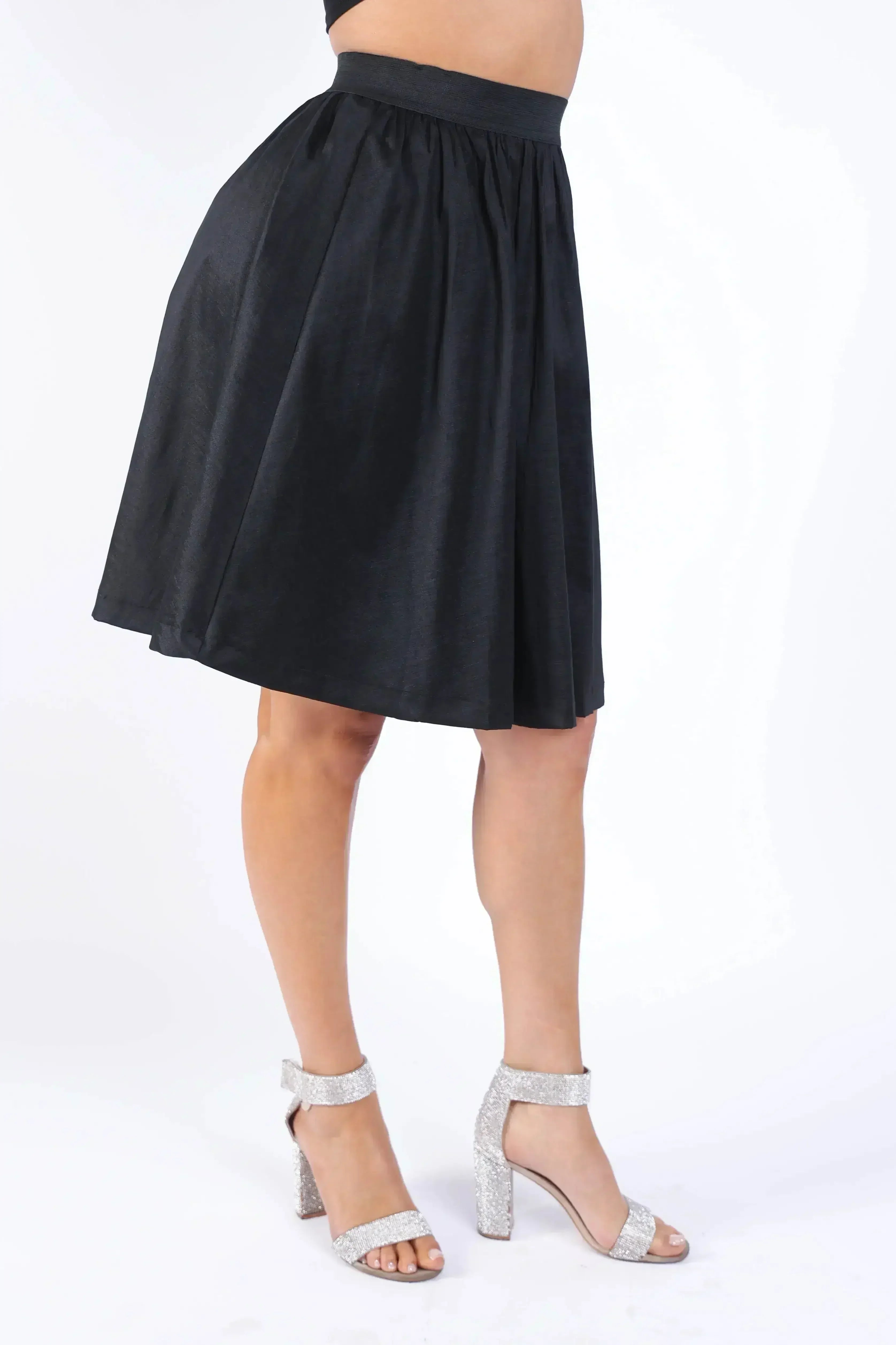 Casual Elastic High Waist Pleated Midi Flare Black Skirt - Femstylo