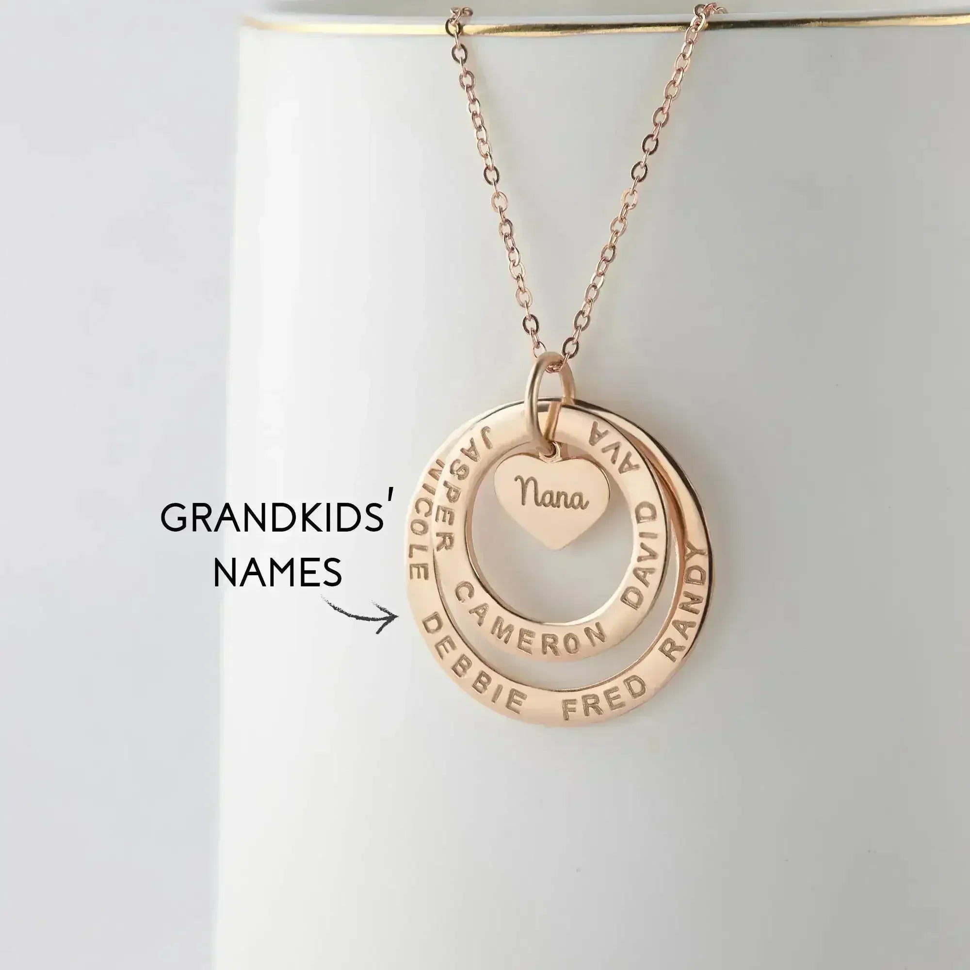 Grandma Jewelry, Grandmother Necklace with Names, Custom Grandma Gift - Femstylo